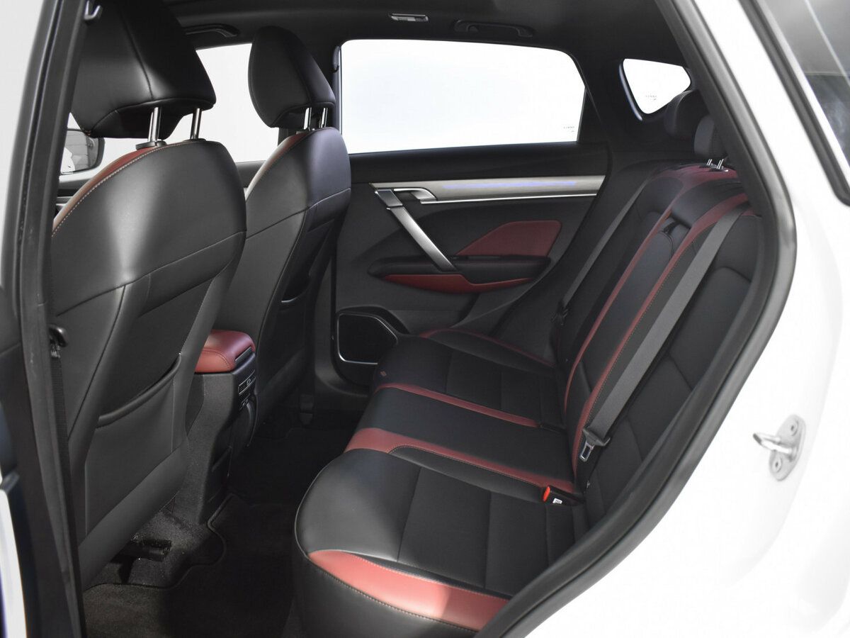 Купить Geely Coolray, 2023, 38 245 км.. Фото: #11