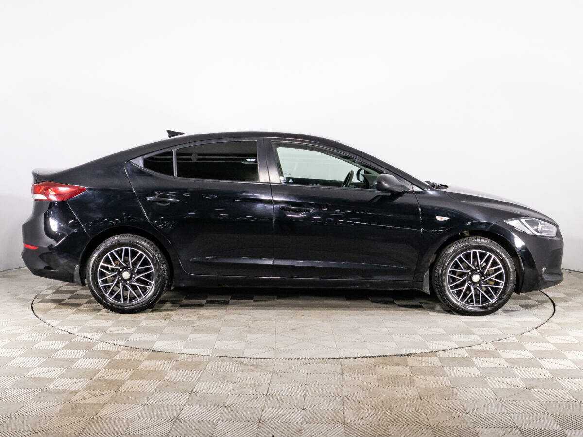 Купить Hyundai Elantra, 2017, 153 266 км.. Фото: #3