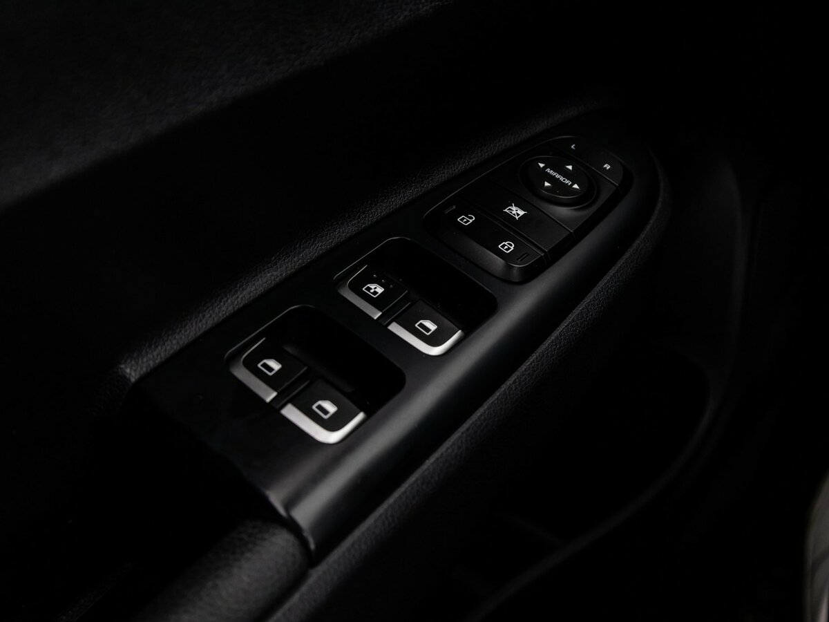 Купить Kia Rio, 2019, 167 840 км.. Фото: #17