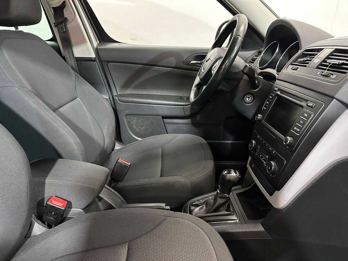Купить Skoda Yeti, 2014, 152 373 км.. Фото: #9