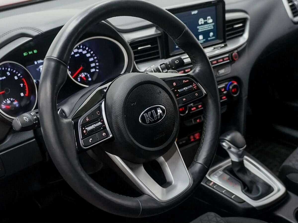 Купить Kia Ceed, 2018, 27 000 км.. Фото: #15