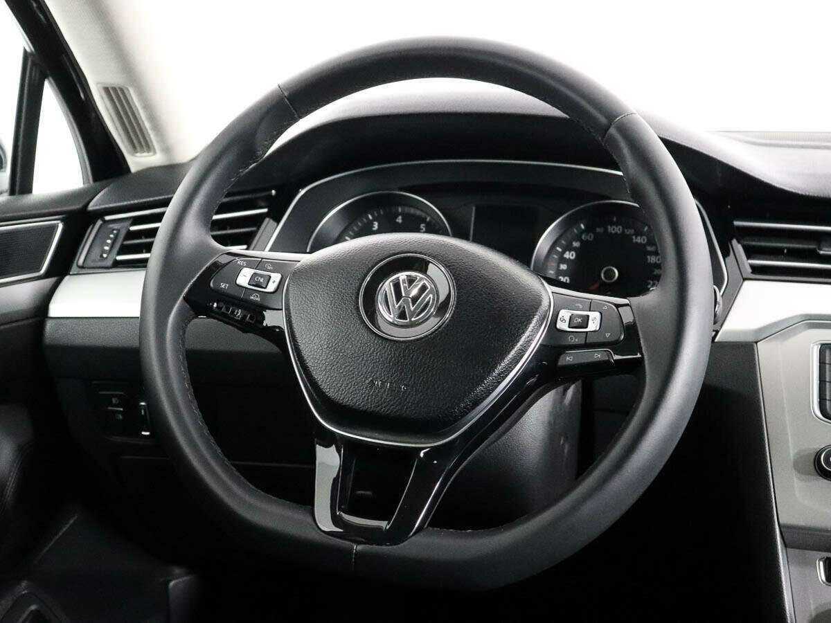 Купить Volkswagen Passat, 2017, 181 000 км.. Фото: #12
