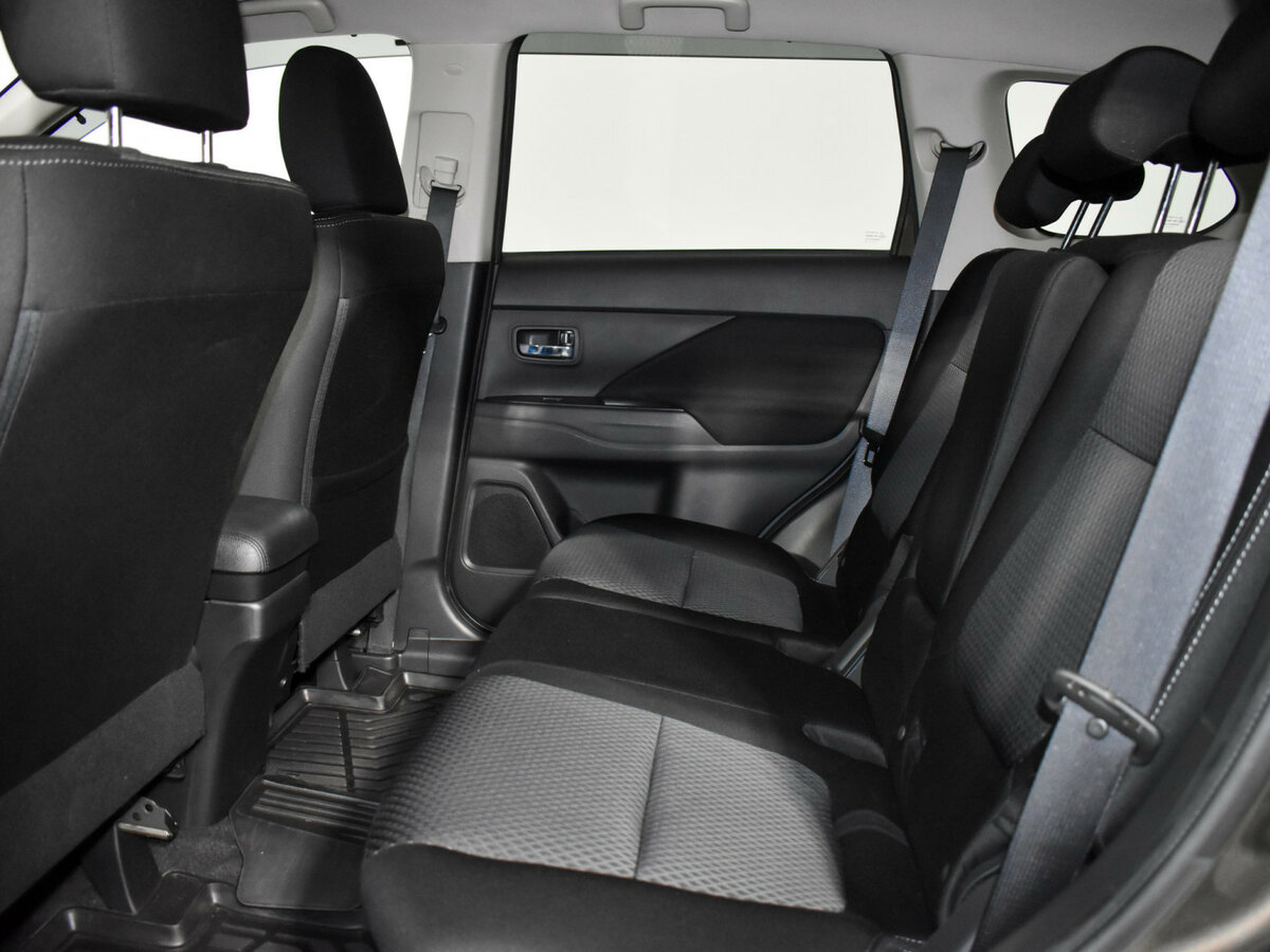 Купить Mitsubishi Outlander, 2018, 98 045 км.. Фото: #9