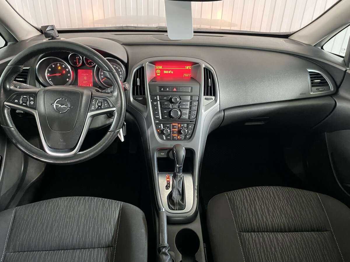 Купить Opel Astra, 2013, 205 254 км.. Фото: #8