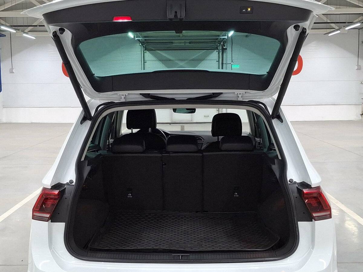 Купить Volkswagen Tiguan, 2020, 41 003 км.. Фото: #9