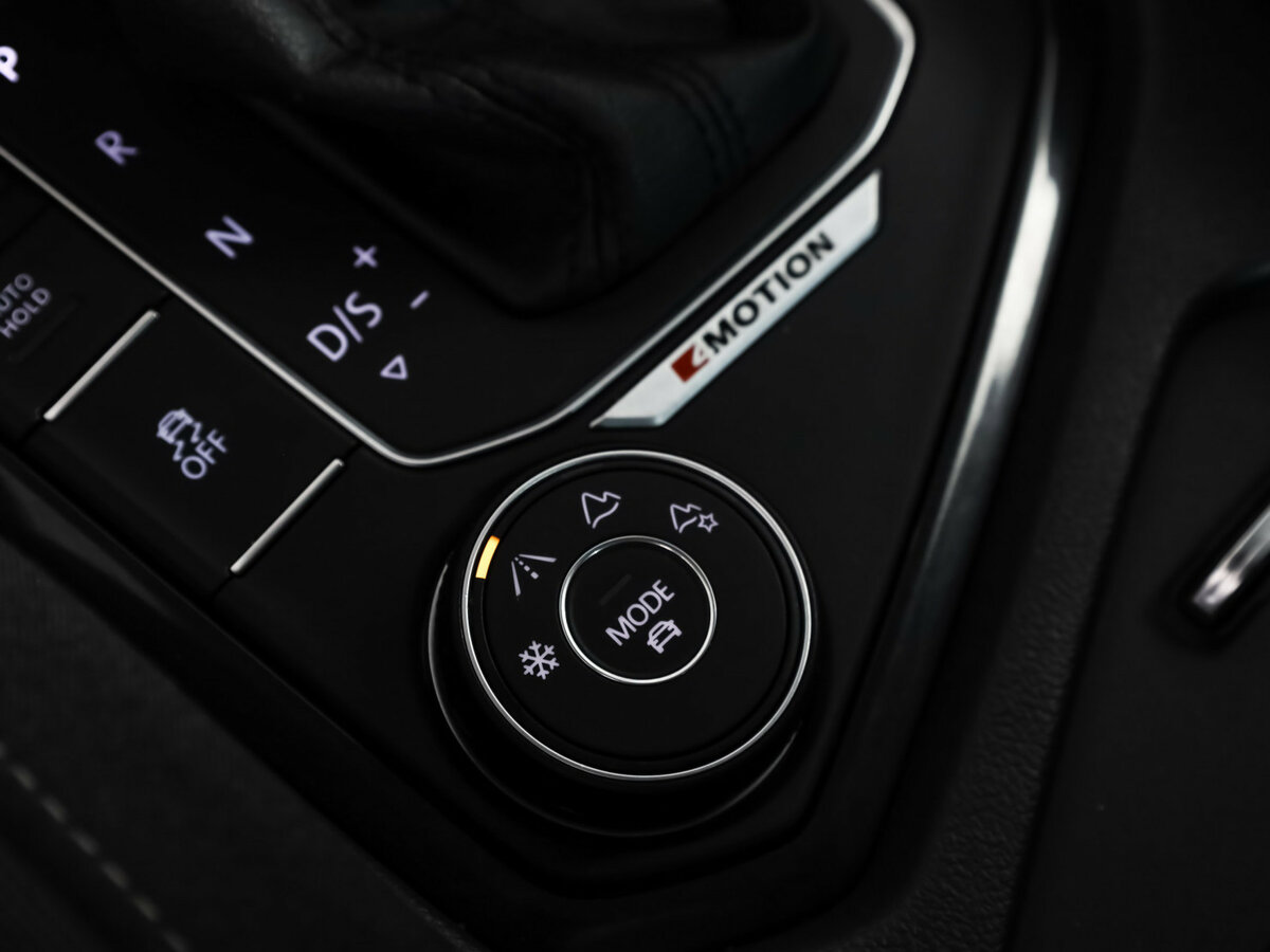 Купить Volkswagen Tiguan, 2017, 184 995 км.. Фото: #17