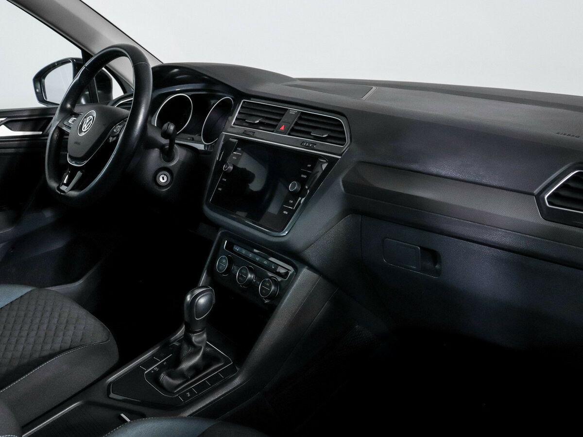 Купить Volkswagen Tiguan, 2020, 45 114 км.. Фото: #6