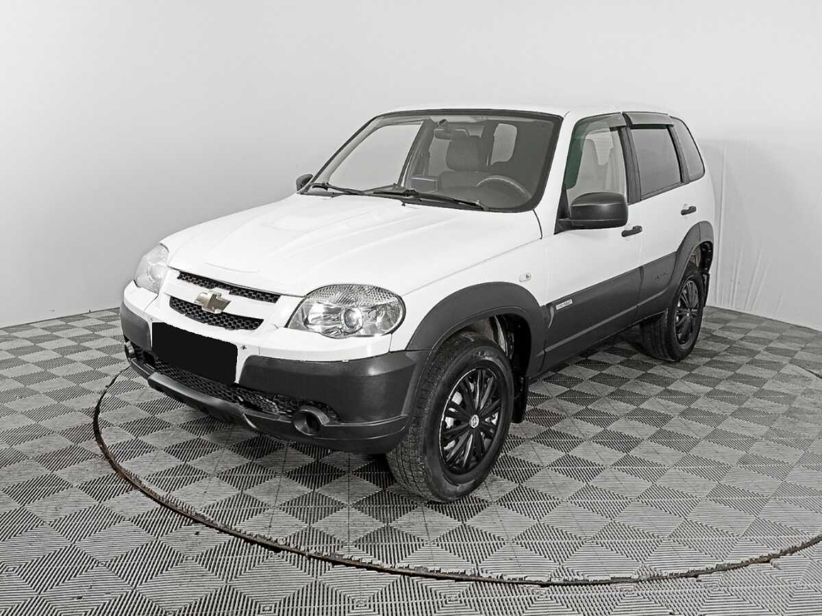 Купить Chevrolet Niva, 2015, 118 260 км.. Посмотреть фото