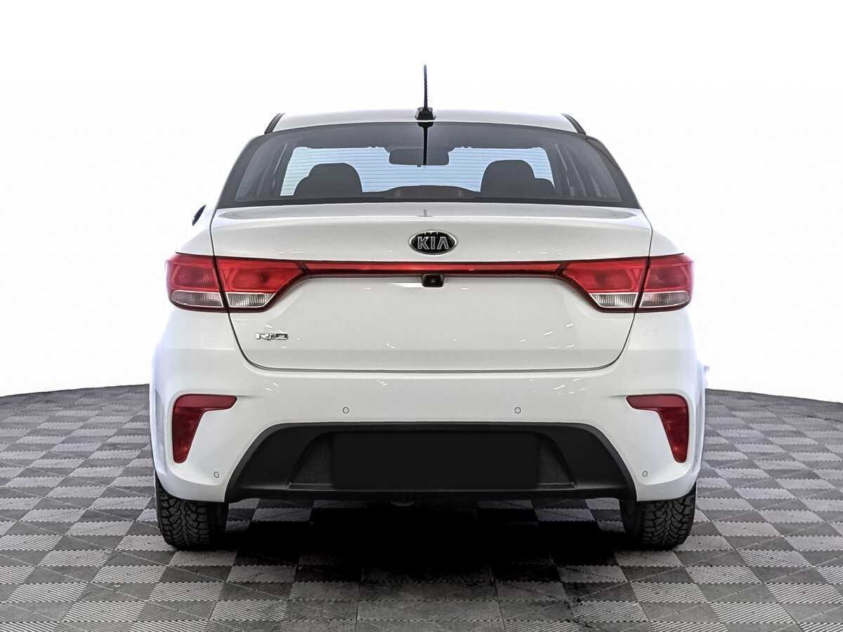Купить Kia Rio, 2018, 101 621 км.. Фото: #5
