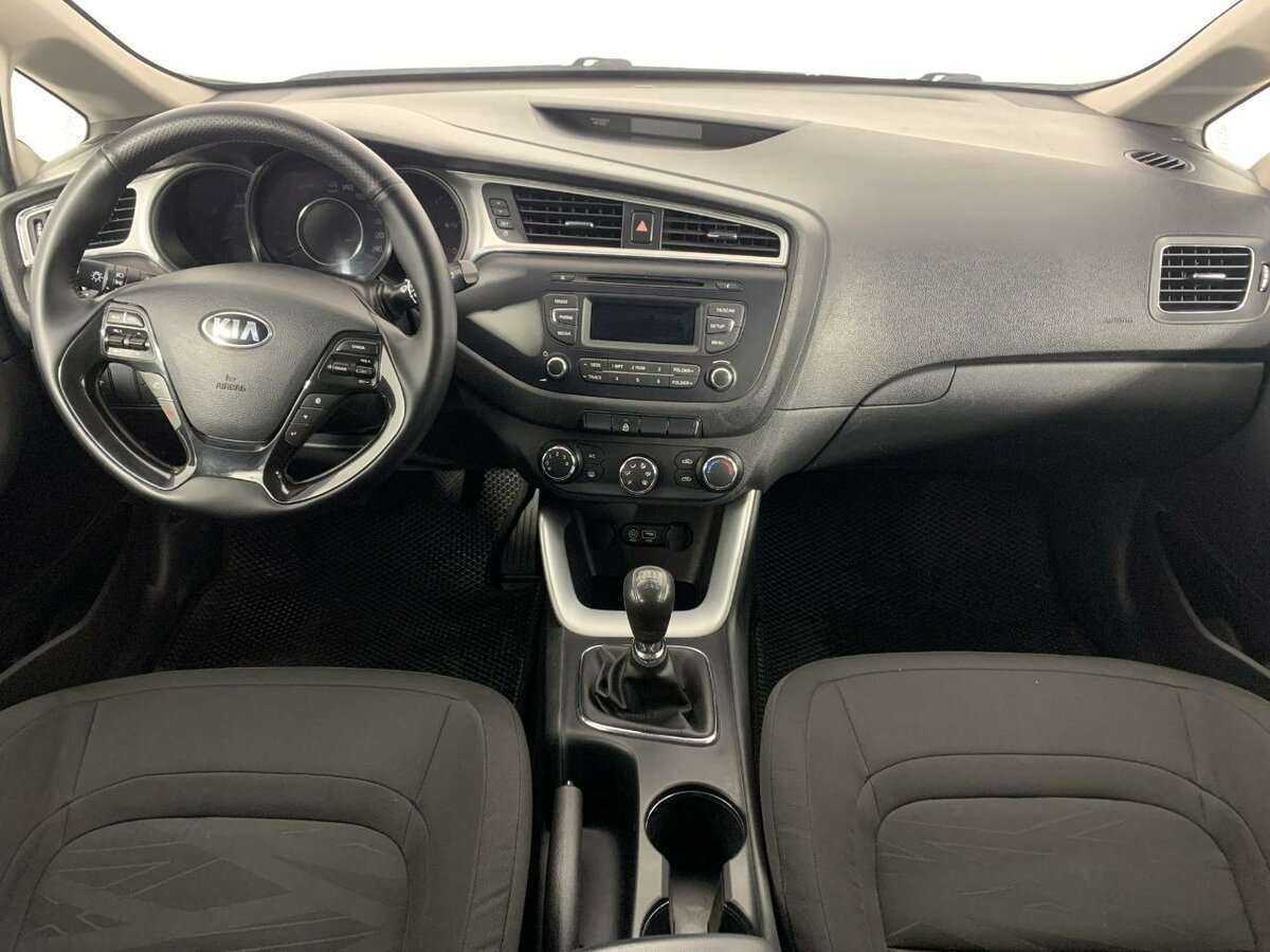 Купить Kia Ceed, 2017, 263 795 км.. Фото: #6
