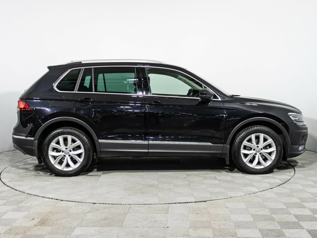 Купить Volkswagen Tiguan, 2018, 132 436 км.. Фото: #3