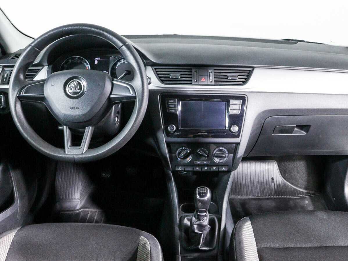 Купить Skoda Rapid, 2019, 81 485 км.. Фото: #9