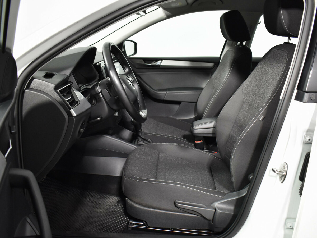Купить Skoda Rapid, 2021, 75 424 км.. Фото: #9