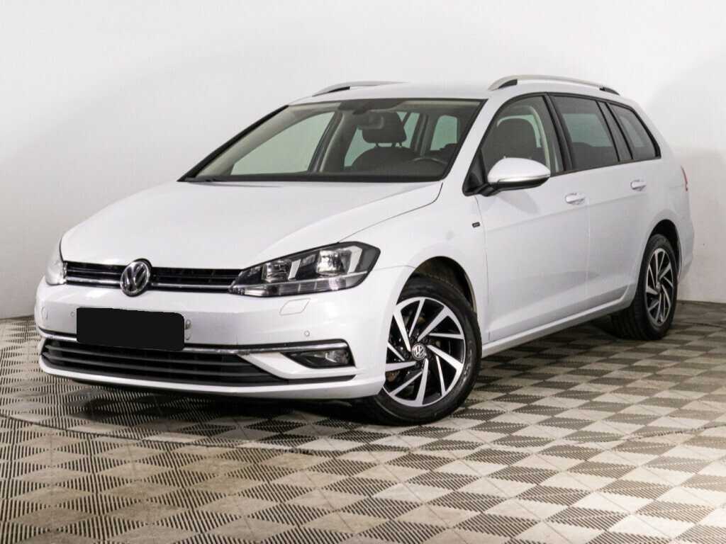 Купить Volkswagen Golf, 2018, 141 712 км.. Посмотреть фото