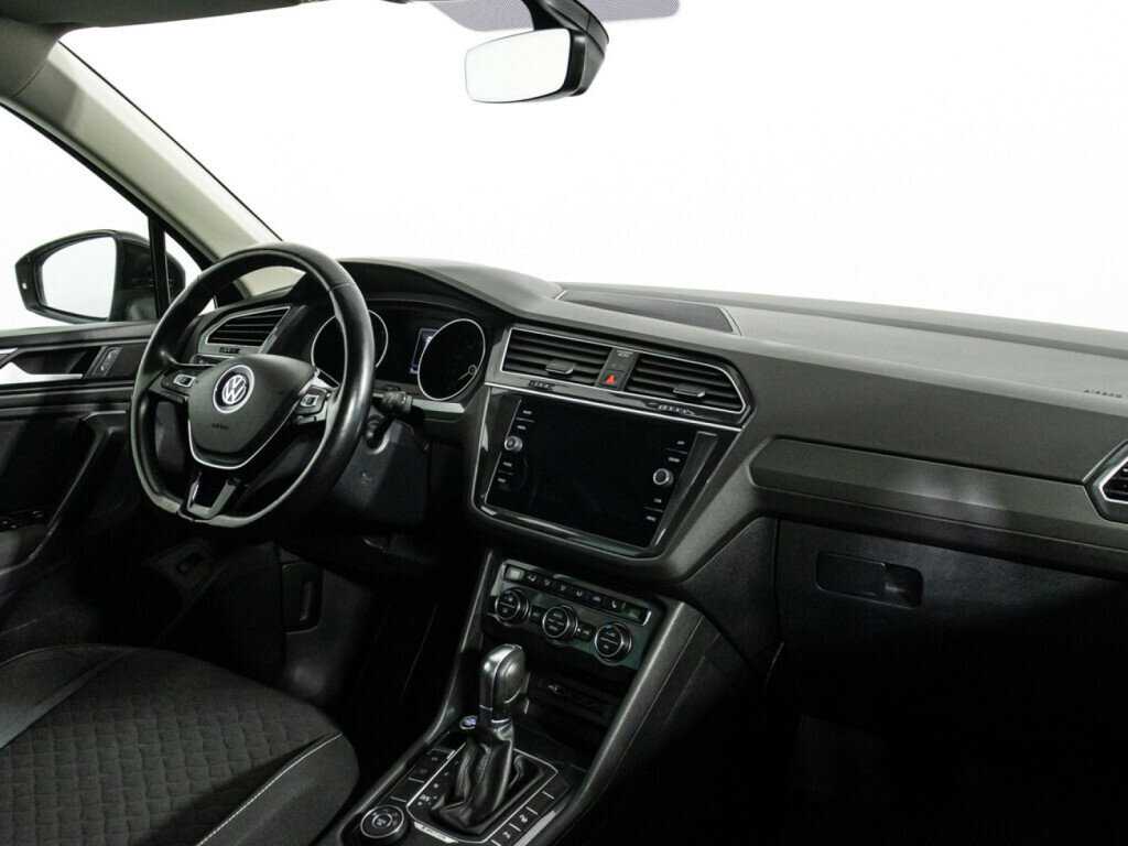 Купить Volkswagen Tiguan, 2018, 77 239 км.. Фото: #8