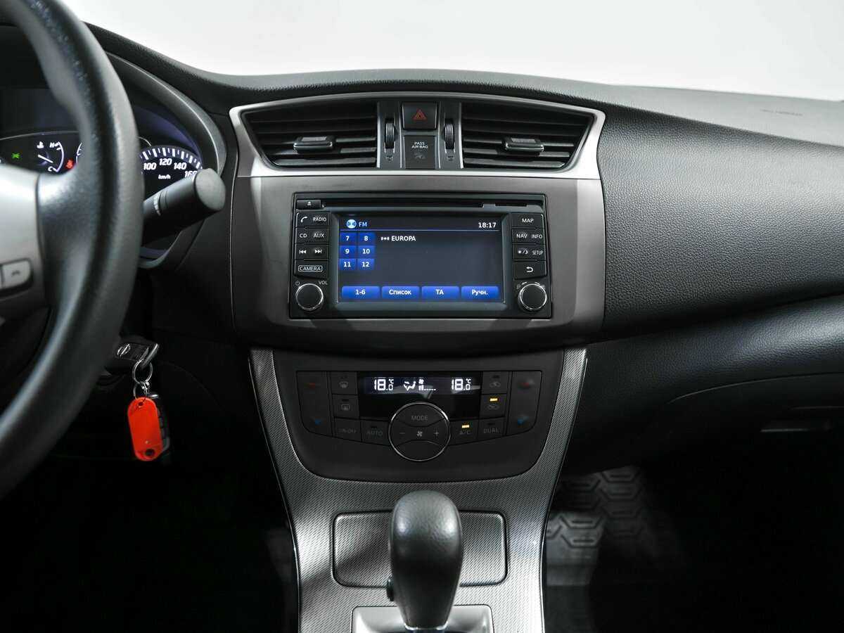 Купить Nissan Sentra, 2015, 90 568 км.. Фото: #8