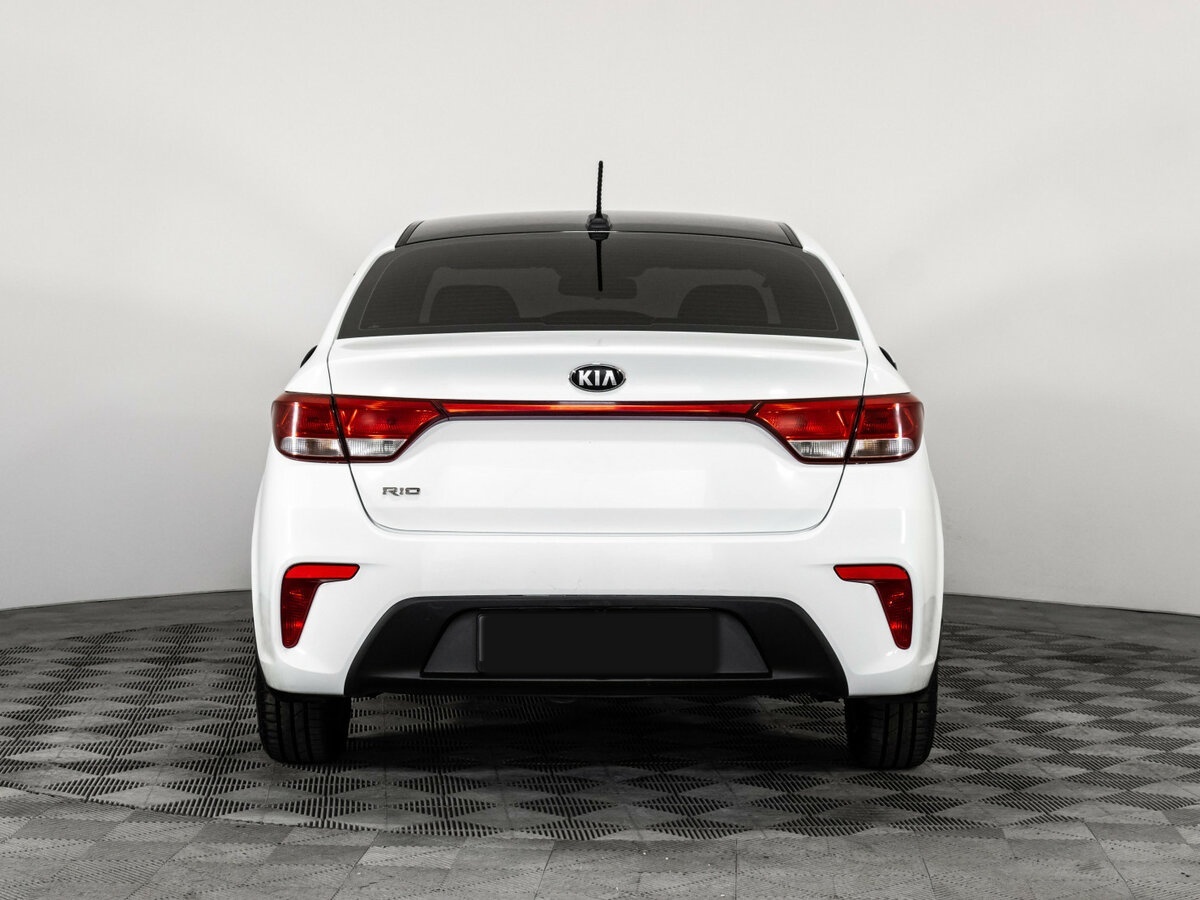 Купить Kia Rio, 2017, 127 850 км.. Фото: #4