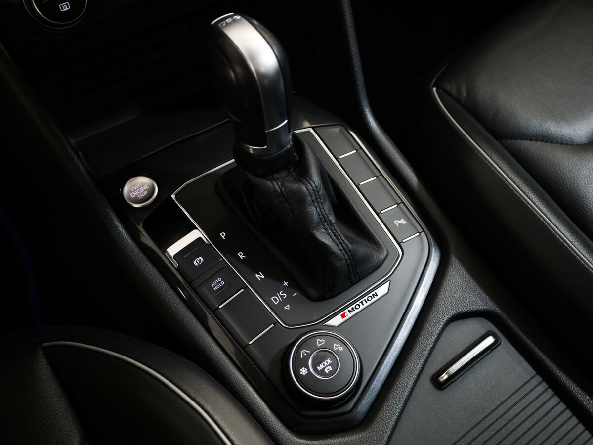 Купить Volkswagen Tiguan, 2019, 132 652 км.. Фото: #16
