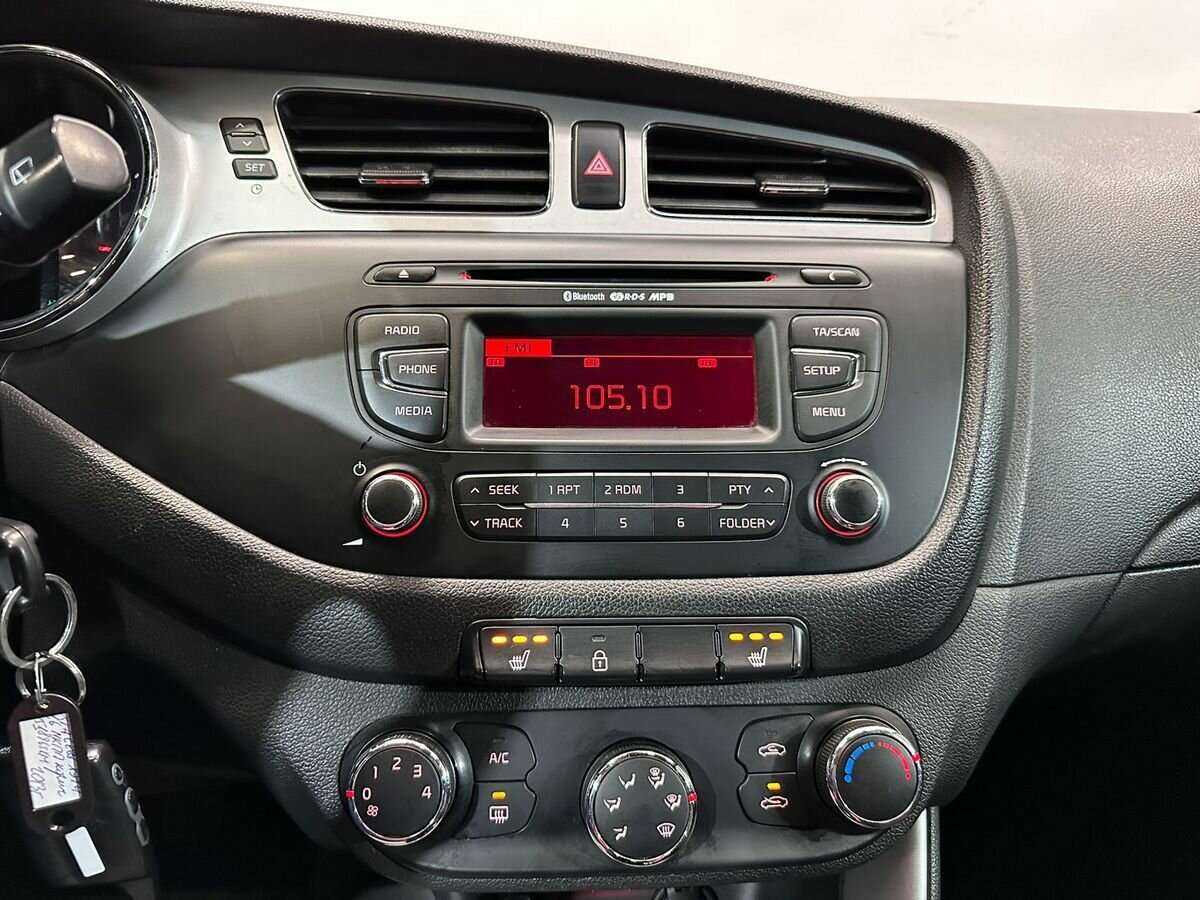 Купить Kia Ceed, 2013, 151 896 км.. Фото: #12