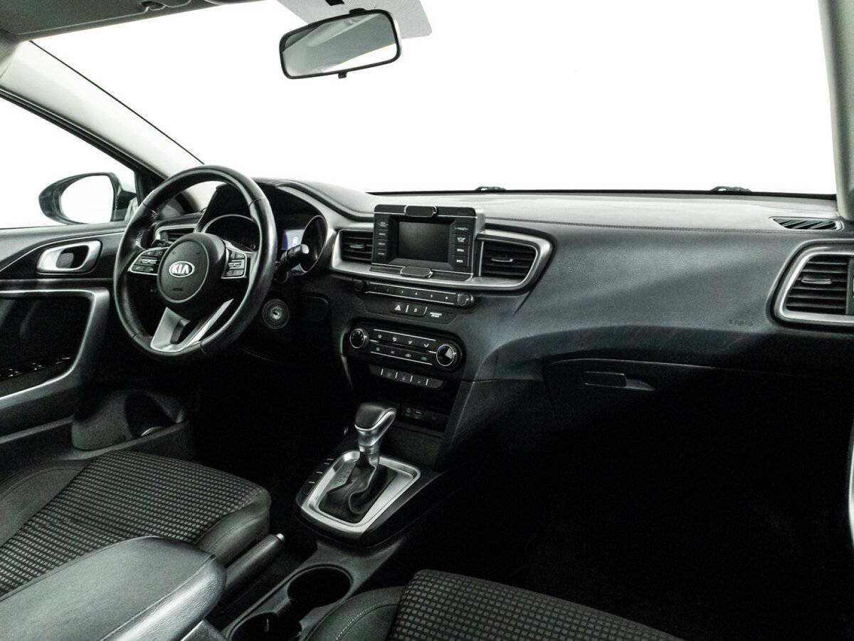 Купить Kia Ceed, 2019, 135 438 км.. Фото: #8