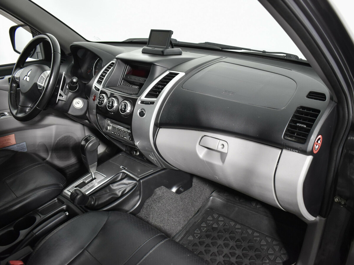 Купить Mitsubishi Pajero Sport, 2012, 203 582 км.. Фото: #9