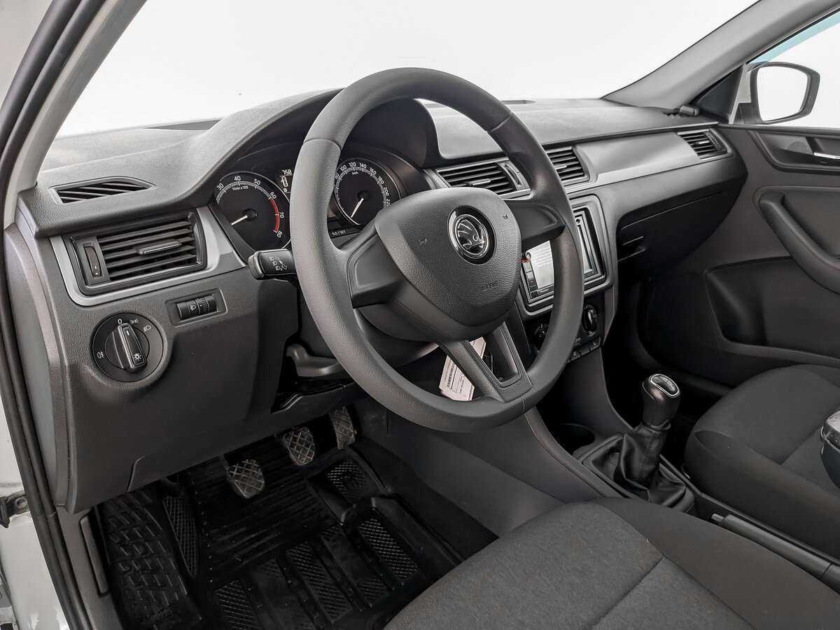 Купить Skoda Rapid, 2017, 132 368 км.. Фото: #13