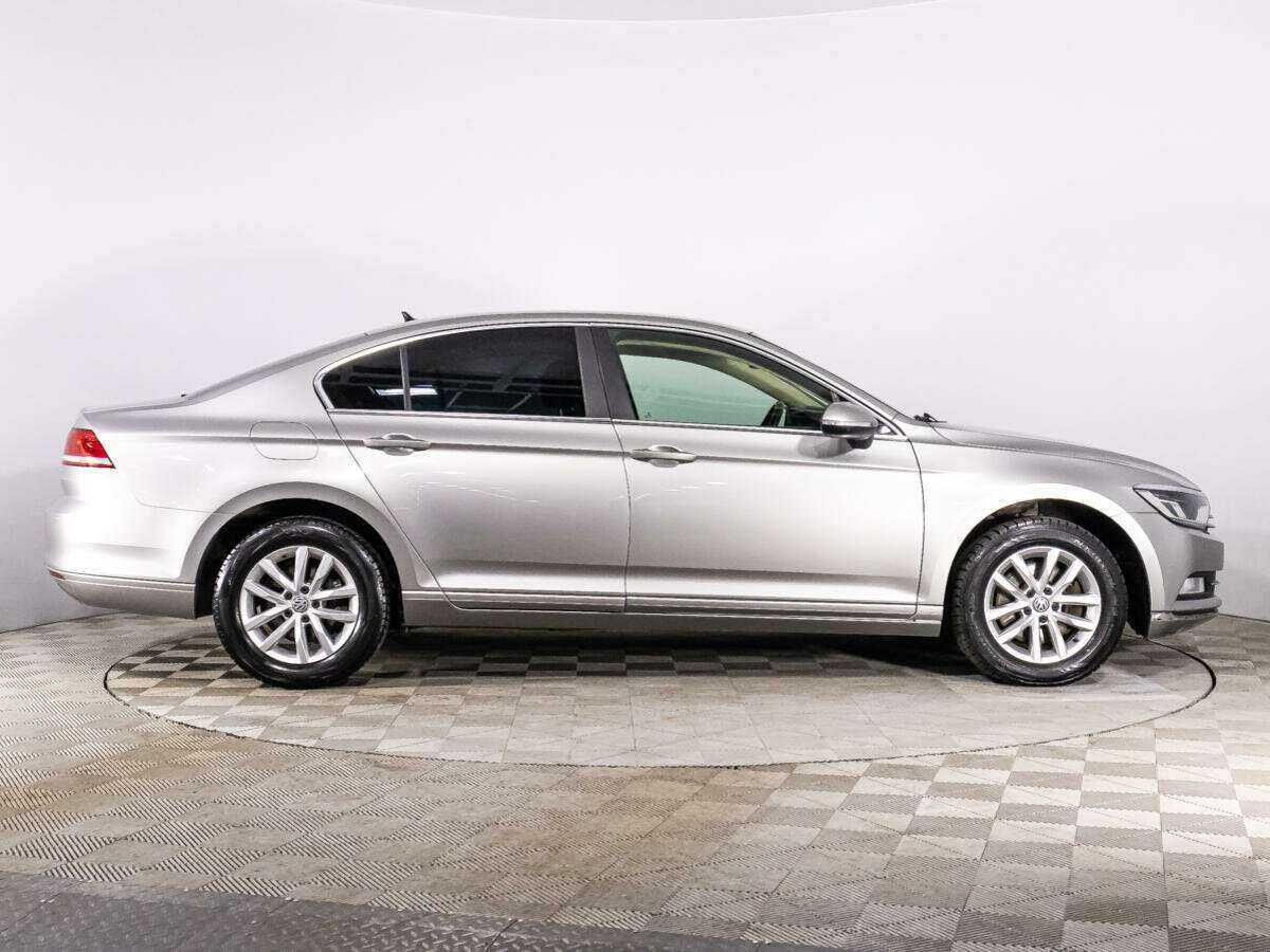 Купить Volkswagen Passat, 2017, 68 113 км.. Фото: #3
