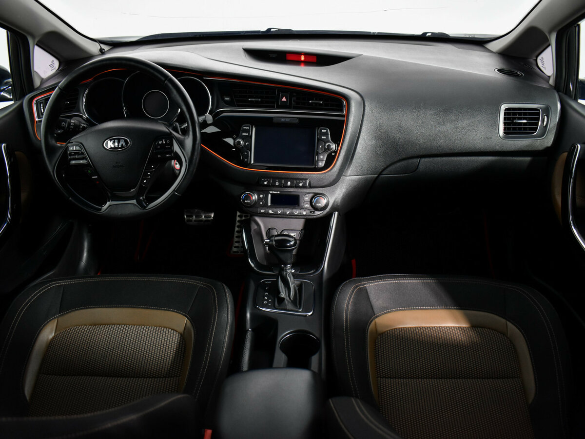 Купить Kia Ceed, 2016, 155 329 км.. Фото: #12