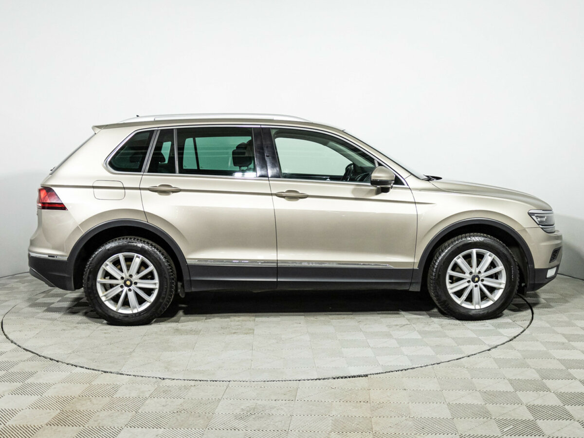 Купить Volkswagen Tiguan, 2017, 235 698 км.. Фото: #3