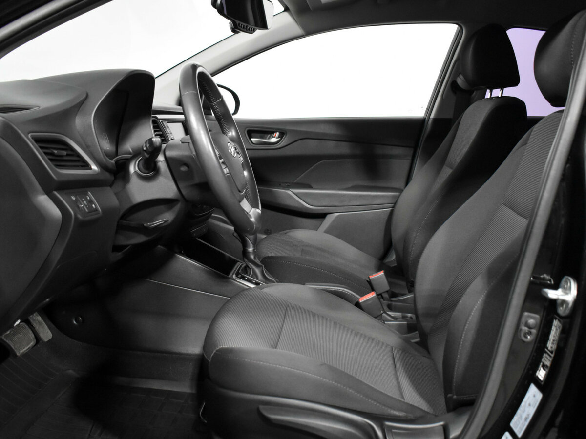 Купить Hyundai Solaris, 2017, 101 421 км.. Фото: #9