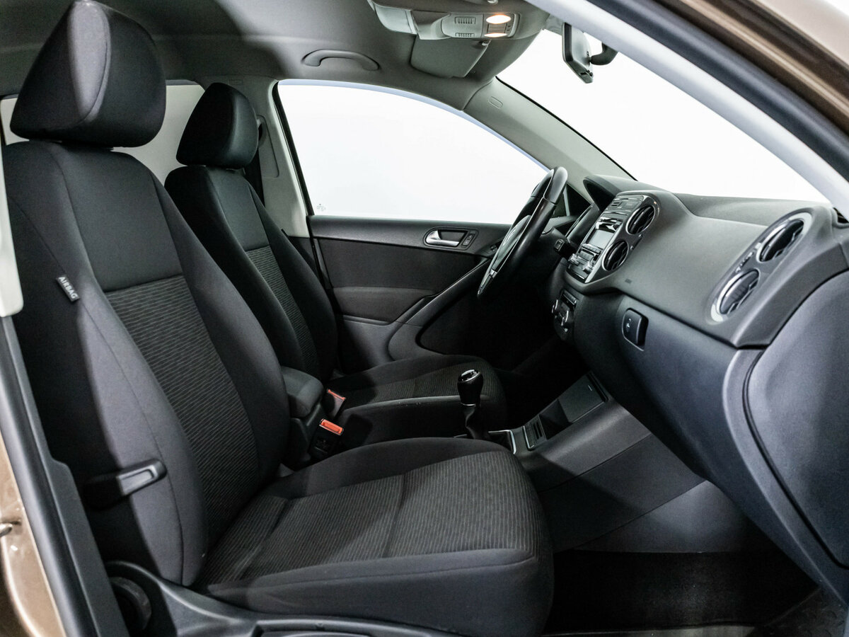 Купить Volkswagen Tiguan, 2014, 76 192 км.. Фото: #13