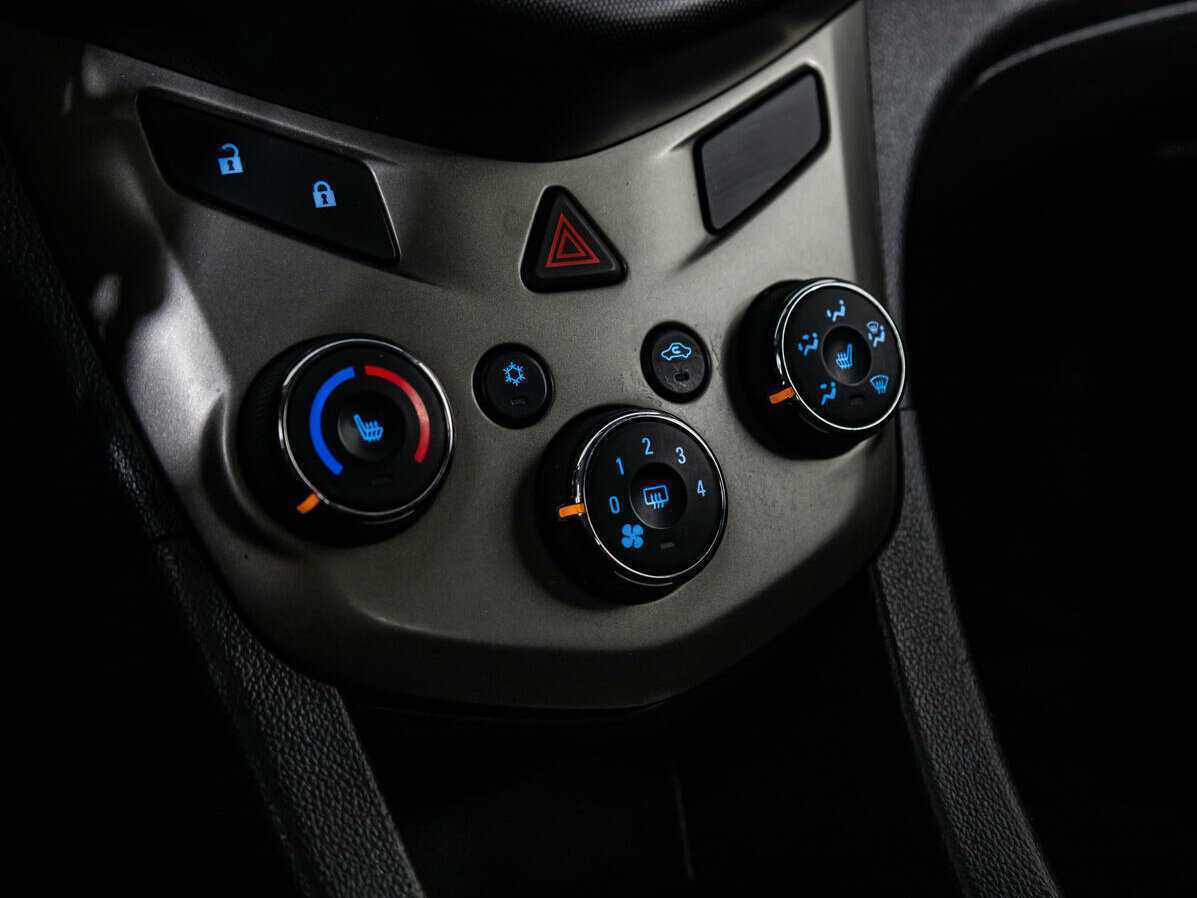 Купить Chevrolet Aveo, 2012, 169 235 км.. Фото: #14