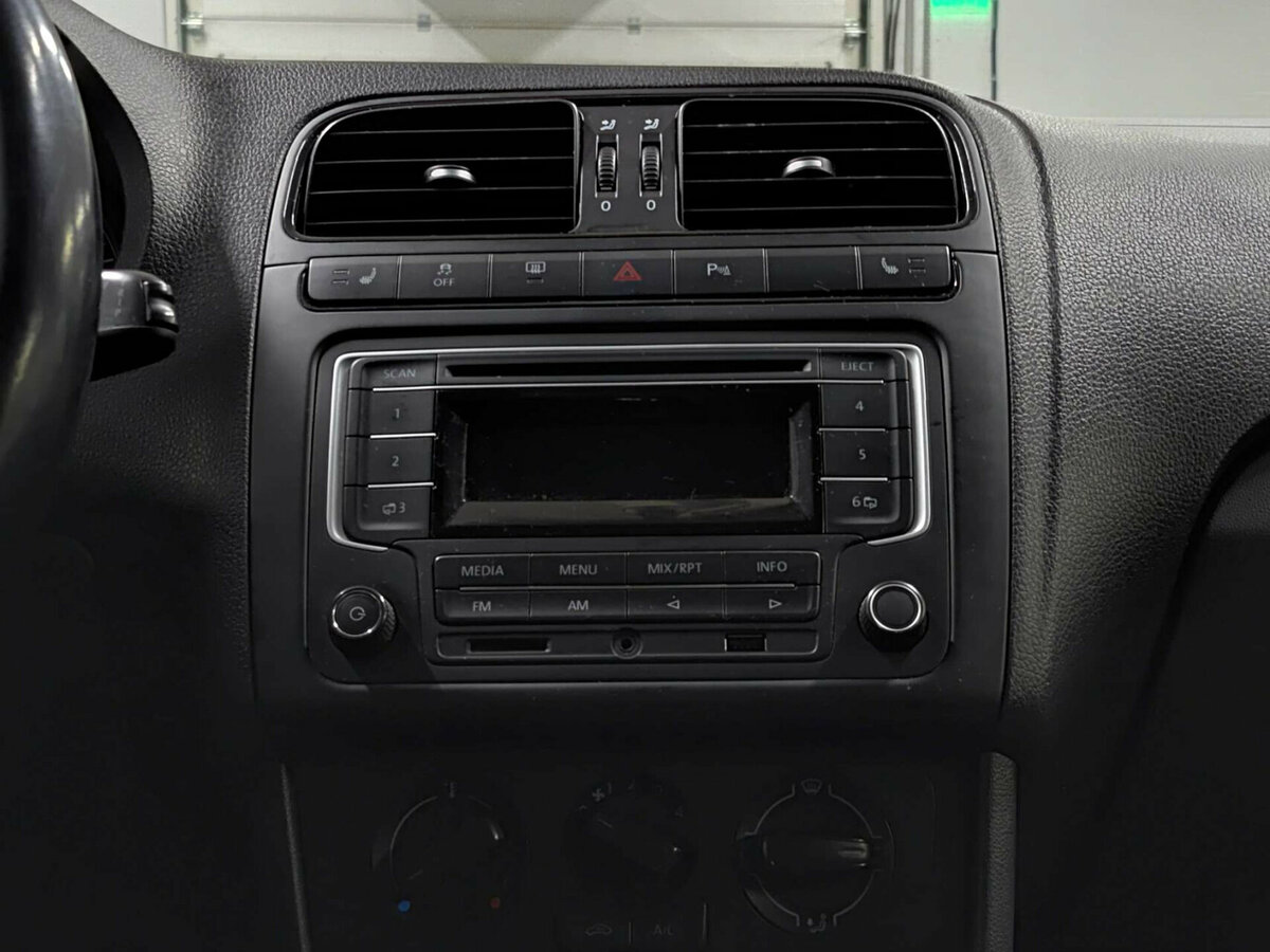 Купить Volkswagen Polo, 2015, 176 891 км.. Фото: #14
