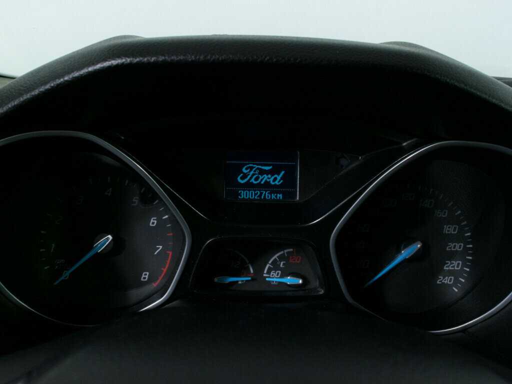 Купить Ford Focus, 2013, 300 800 км.. Фото: #10