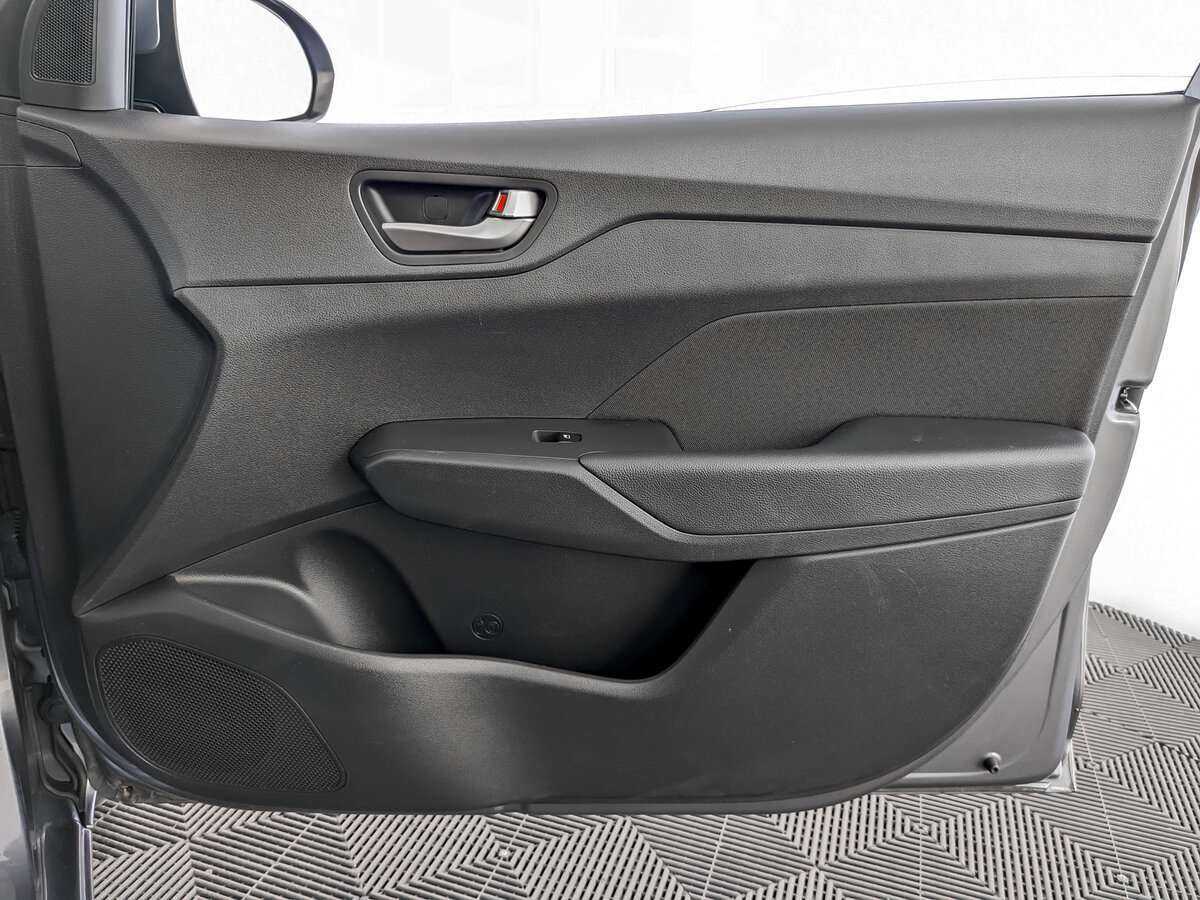 Купить Hyundai Solaris, 2018, 45 187 км.. Фото: #19