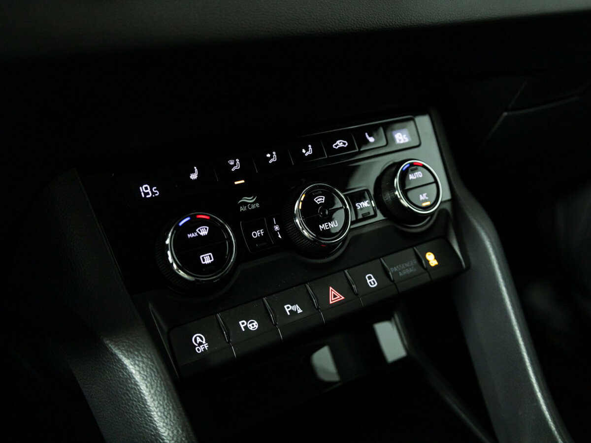 Купить Skoda Karoq, 2020, 118 097 км.. Фото: #20