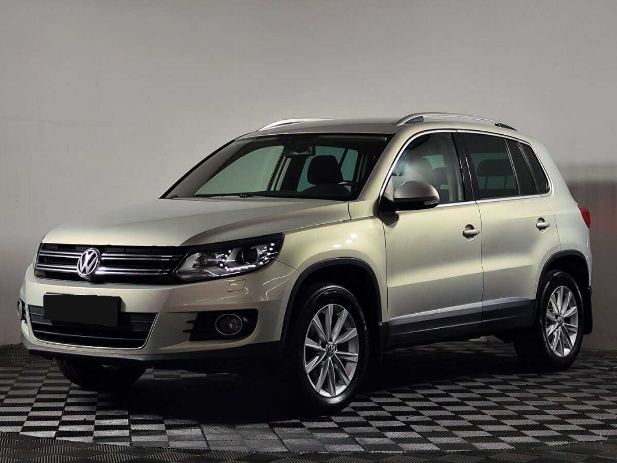 Купить Volkswagen Tiguan, 2012, 214 000 км.. Посмотреть фото