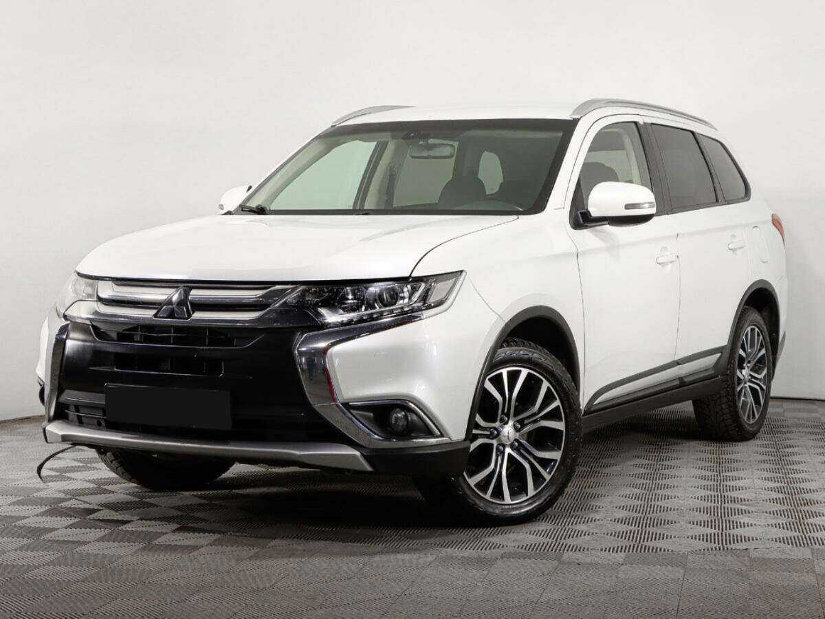 Купить Mitsubishi Outlander, 2017, 108 883 км.. Посмотреть фото