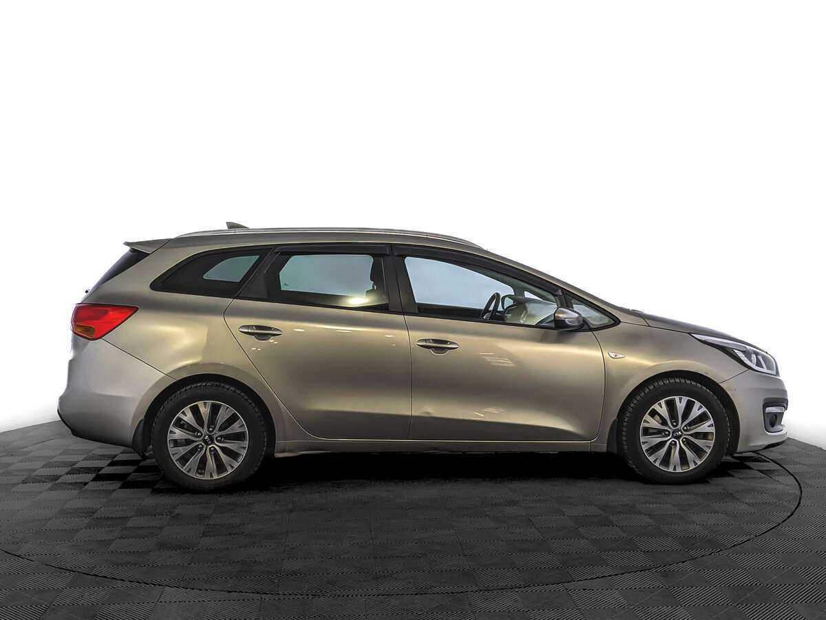 Купить Kia Ceed, 2017, 143 102 км.. Фото: #3