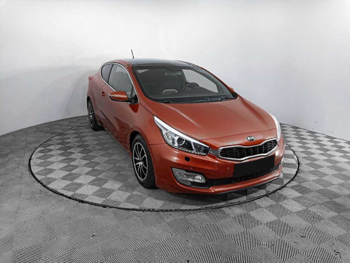 Купить Kia Ceed, 2013, 229 045 км.. Фото: #2