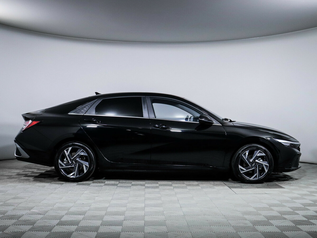 Купить Hyundai Elantra, 2024, 11 500 км.. Фото: #3