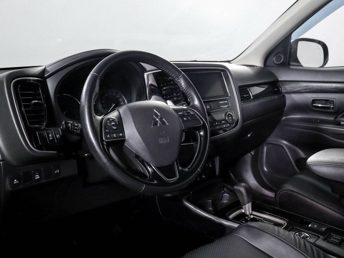 Купить Mitsubishi Outlander, 2018, 112 967 км.. Фото: #9
