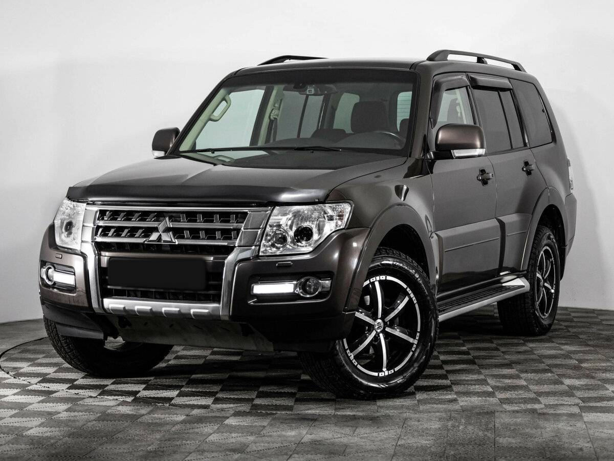 Купить Mitsubishi Pajero, 2017, 110 534 км.. Посмотреть фото