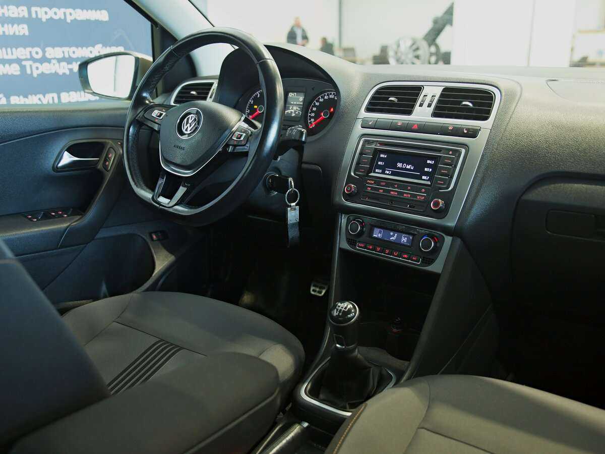 Купить Volkswagen Polo, 2016, 121 364 км.. Фото: #4