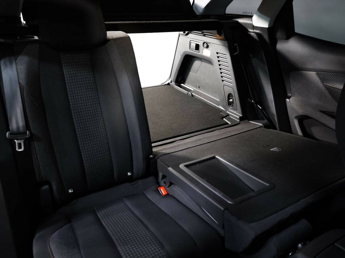 Купить Peugeot 3008, 2020, 71 669 км.. Фото: #24