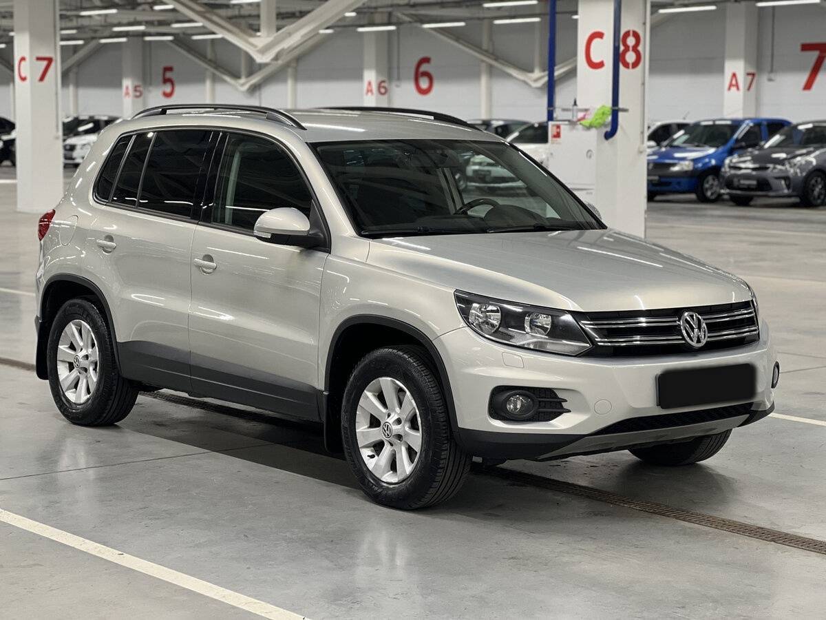 Купить Volkswagen Tiguan, 2012, 179 371 км.. Фото: #2