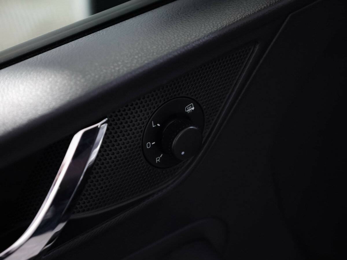 Купить Skoda Rapid, 2015, 56 253 км.. Фото: #10