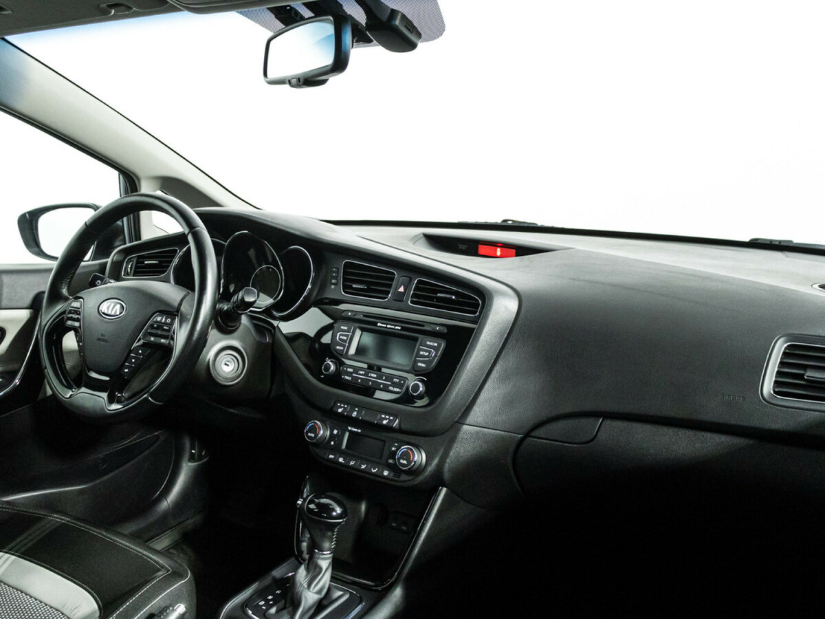 Купить Kia Ceed, 2015, 100 145 км.. Фото: #8