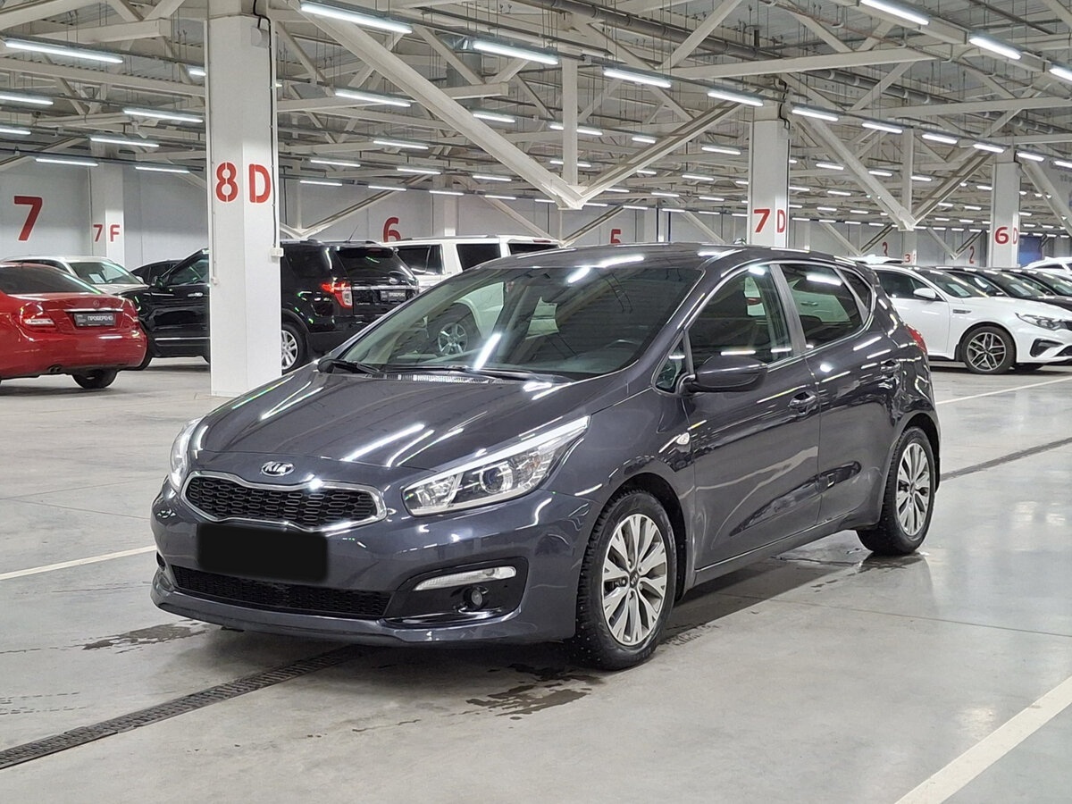 Купить Kia Ceed, 2018, 181 461 км.. Посмотреть фото