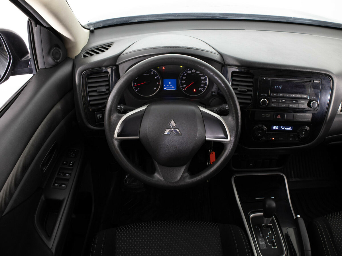 Купить Mitsubishi Outlander, 2018, 127 915 км.. Фото: #6